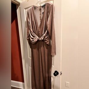 Formal long sleeve velvet taupe dress size 16w. ELOQUII